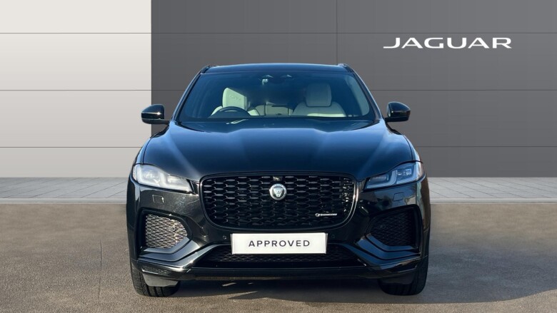 Jaguar F-Pace 2.0 D200 R-Dynamic SE Black 5dr Auto AWD Diesel Estate